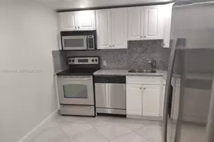 5701 Collins Ave, Miami Beach, FL 33140 - Photo 11