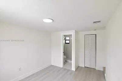 811 NW 65th St, Miami, FL 33150 - Photo 13