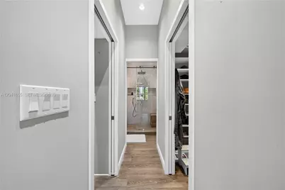 460 W Dilido Dr, Miami Beach, FL 33139 - Photo 17