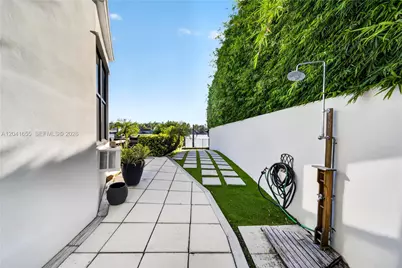 460 W Dilido Dr, Miami Beach, FL 33139 - Photo 27