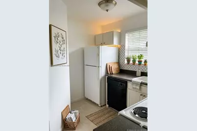 1761 NW 96th Ter #3H, Pembroke Pines, FL 33024 - Photo 3