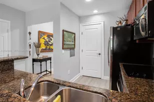 16101 Emerald Estates Dr, Weston, FL 33331 - Photo 17