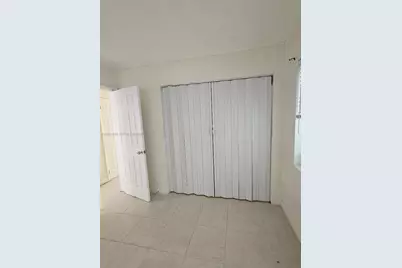 2405-2411 NE 136th Ln, North Miami Beach, FL 33181 - Photo 15
