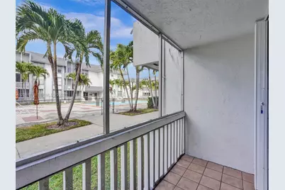 6705 NW 169th St #C112, Hialeah, FL 33015 - Photo 19