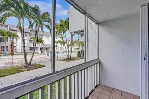 6705 NW 169th St, Hialeah, FL 33015 - Photo 19
