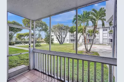6705 NW 169th St #C112, Hialeah, FL 33015 - Photo 17