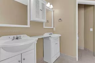 7950 SW 196th Terrace, Cutler Bay, FL 33189 - Photo 17