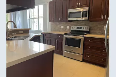 805 Falling Water Rd, Weston, FL 33326 - Photo 9