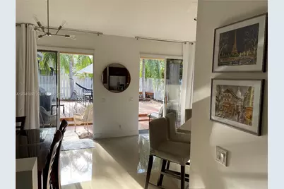 805 Falling Water Rd, Weston, FL 33326 - Photo 13