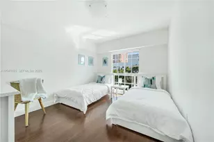 290 Sunrise Dr, Key Biscayne, FL 33149 - Photo 23
