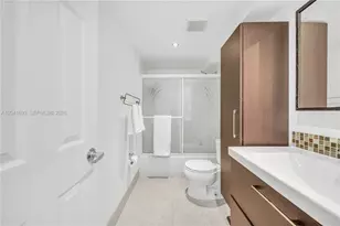 290 Sunrise Dr, Key Biscayne, FL 33149 - Photo 21