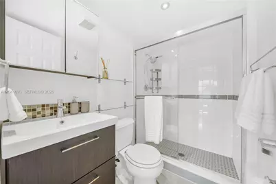 290 Sunrise Dr #3-K, Key Biscayne, FL 33149 - Photo 17