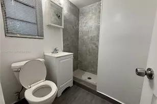 1843 Dewey St, Hollywood, FL 33020 - Photo 11