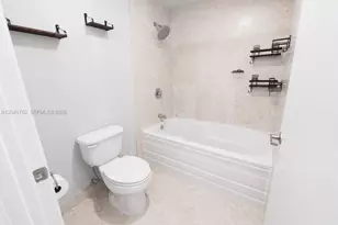 690 SW 1st Ct, Miami, FL 33130 - Photo 19