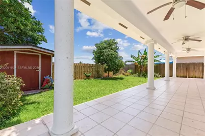 13471 SW 278th Ter, Homestead, FL 33032 - Photo 5