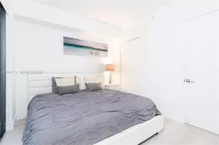 121 NE 34th St, Miami, FL 33137 - Photo 19