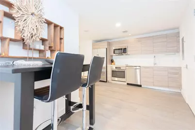 121 NE 34th St #814, Miami, FL 33137 - Photo 9