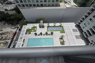 690 SW 1st Ct, Miami, FL 33130 - Photo 5
