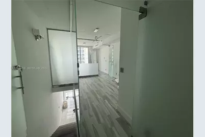 690 SW 1st Ct #2124, Miami, FL 33130 - Photo 13