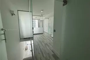 690 SW 1st Ct, Miami, FL 33130 - Photo 13
