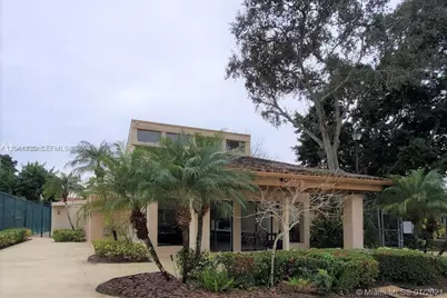 40 Wimbledon Lake Dr #216, Plantation, FL 33324 - Photo 15