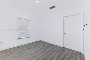 7777 NW 8th Ct, Miami, FL 33150 - Photo 11
