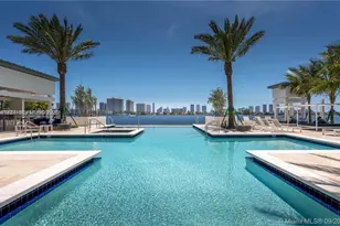 17301 Biscayne Blvd, North Miami Beach, FL 33160 - Photo 19