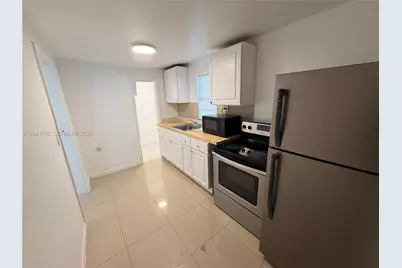 548 NW 30th St #2, Miami, FL 33127 - Photo 9