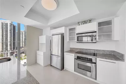 888 Biscayne Blvd #2101, Miami, FL 33132 - Photo 7