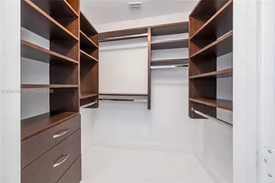 888 Biscayne Blvd #2101, Miami, FL 33132 - Photo 15