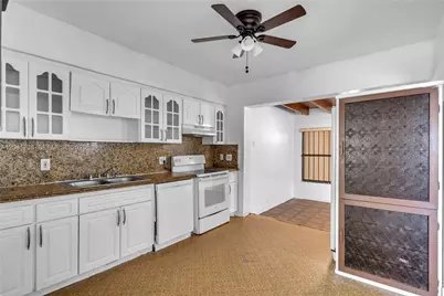 576 NW 147th St, Miami, FL 33168 - Photo 7