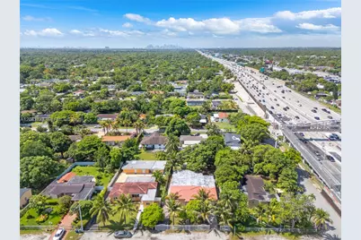 576 NW 147th St, Miami, FL 33168 - Photo 55