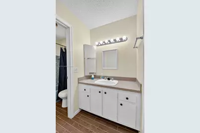 3241 Ridge Hill Rd, Boynton Beach, FL 33435 - Photo 25