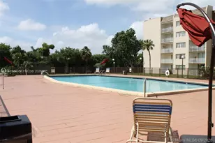 6930 Miami Gardens Dr, Hialeah, FL 33015 - Photo 11