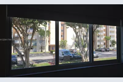 6930 Miami Gardens Dr #1-209, Hialeah, FL 33015 - Photo 5