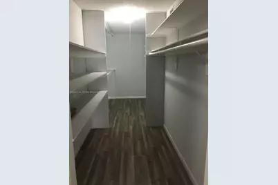 6930 Miami Gardens Dr #1-209, Hialeah, FL 33015 - Photo 3