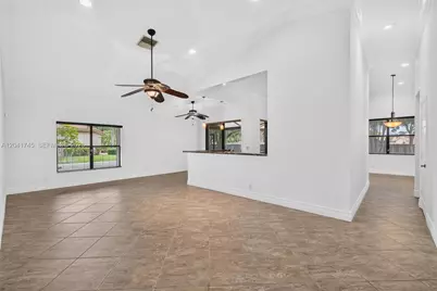 1380 NW 103rd Ter, Plantation, FL 33322 - Photo 5