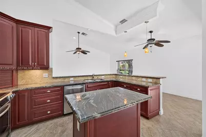 1380 NW 103rd Ter, Plantation, FL 33322 - Photo 11