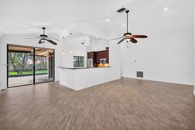 1380 NW 103rd Ter, Plantation, FL 33322 - Photo 7