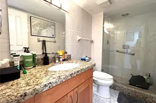 2401 Collins Ave, Miami Beach, FL 33140 - Photo 13