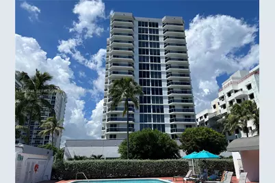 2401 Collins Ave #1009, Miami Beach, FL 33140 - Photo 27