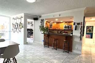 2401 Collins Ave, Miami Beach, FL 33140 - Photo 7