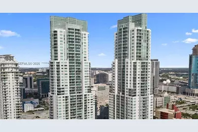 253 NE 2nd St #215, Miami, FL 33132 - Photo 9