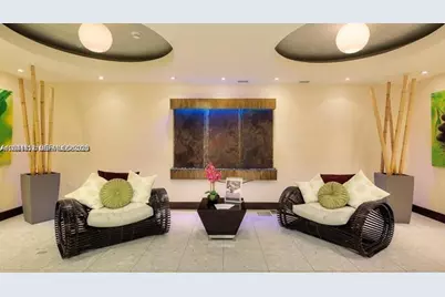 253 NE 2nd St #215, Miami, FL 33132 - Photo 11