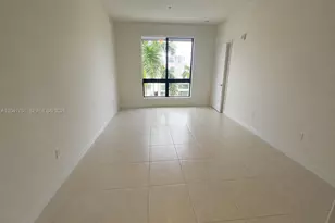4636 NW 84th Ave, Doral, FL 33166 - Photo 7