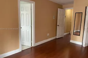 10851 SW 6th St, Sweetwater, FL 33174 - Photo 15