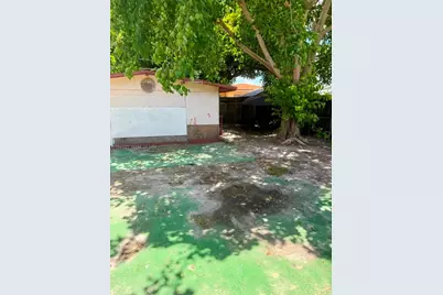 42 E 13th St, Hialeah, FL 33010 - Photo 9