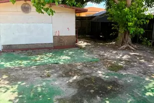 42 E 13th St, Hialeah, FL 33010 - Photo 9