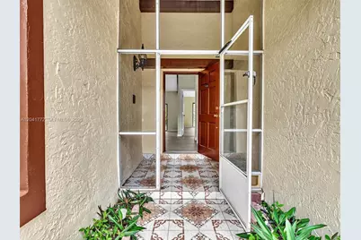 8813 Paradise Ct #8813, Tamarac, FL 33321 - Photo 3