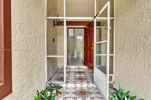 8813 Paradise Ct, Tamarac, FL 33321 - Photo 3